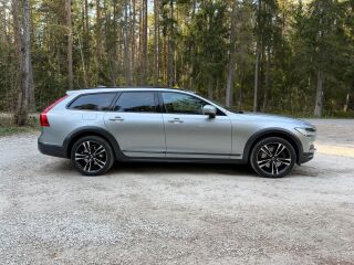 Volvo V90 Cross Country 2.0 173kW