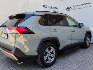 Toyota RAV4 Luxury 131kW