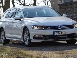 Volkswagen Passat R-line 4 MOTION 2.0 140kW
