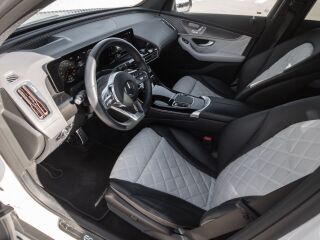 Mercedes-Benz EQC 400 AMG disain / designo / 145kW
