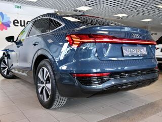 Audi Q8 e-tron 55 SPORTBACK B&O SAFETY PRO 114 kWh Quatto 55 114kwh 300кВ