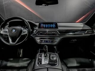 BMW 730 d M-sportpakett 3.0 195kW
