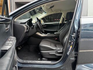 Lexus NX 300h Comfort 2.5 114kW