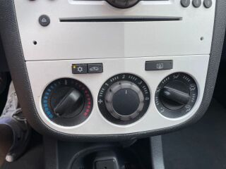 Opel Corsa 1.2 63кВ