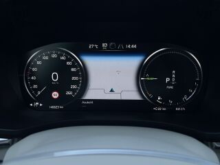 Volvo XC60 AWD Inscription Recharge Plug-In Hybrid 2.0 T8 223кВ