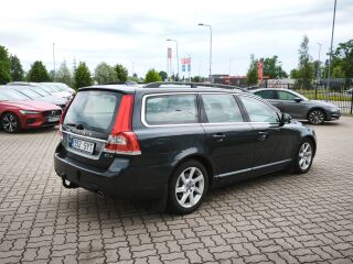 Volvo V70 MOMENTUM FACELIFT 2.0 133kW