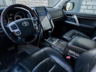 Toyota Land Cruiser V8 4.5 200kW