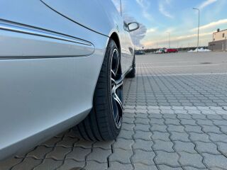 Mercedes-Benz 240 2.6 W6 125кВ