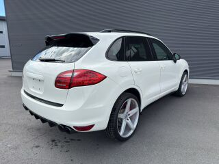 Porsche Cayenne S 4.8 V8 296кВ