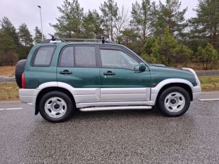 Suzuki Grand Vitara 2.0 80kW