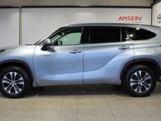 Toyota Highlander Luxury AWD 2.5 140kW