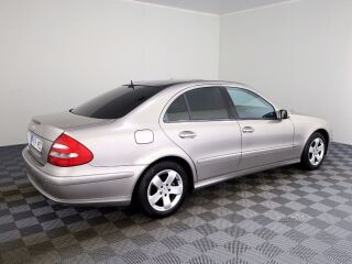 Mercedes-Benz E 320 Avantgarde ATM 3.2 165kW