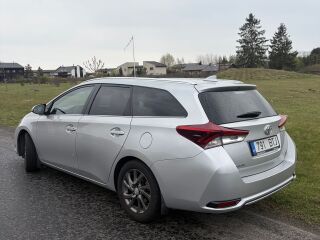 Toyota Auris 1.6 97kW