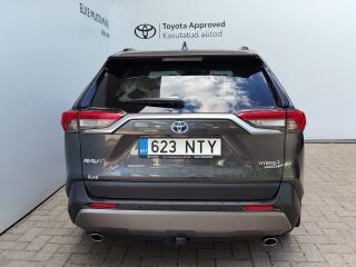 Toyota RAV4 Premium Plus 131кВ