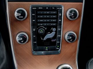 Volvo V60 Cross Country Summum 2.0 110кВ