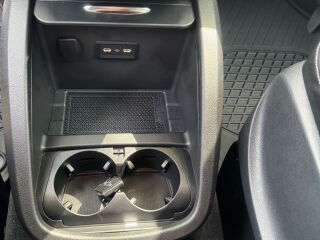 Mercedes-Benz V 300 2.0 174kW