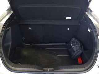 Toyota C-HR Style Technology Pakett 112kW