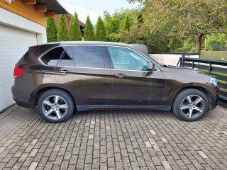 BMW X5 3.0 230kW
