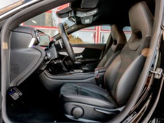 Mercedes-Benz CLA 200 AMG-Line 2.0 110kW