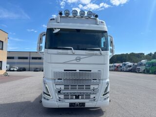 Volvo FH500 6x2*4 EURO6 + RETARDER 375кВ