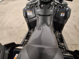 Can-Am Outlander MAX 1000 XT-25692 59kW