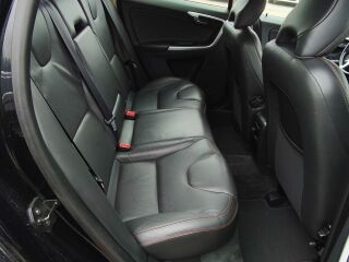 Volvo XC60 MOMENTUM 2.0 R5 120kW