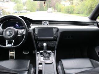Volkswagen Passat R-line 2.0 176kW
