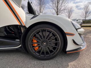 McLaren 620R 3.8 V8 456kW
