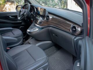 Mercedes-Benz V 250 4M AMG Extra-Long 7s FL 2.0 d 140kW