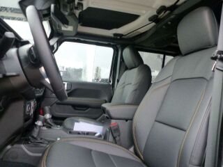 Jeep Wrangler 2.0 T-GDi Unlimited Sahara 2.0 200kW