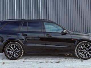 Mercedes-Benz GL 500 4.7 V8 Biturbo 320kW