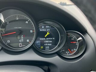 Porsche Cayenne PLATINUM EDITION 180kW