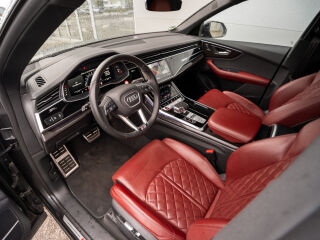 Audi SQ8 quattro 4.0 TFSI 373kW