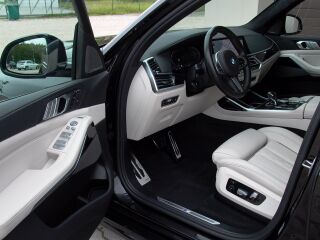 BMW X7 xDrive40d M Sports package 3.0 250kW