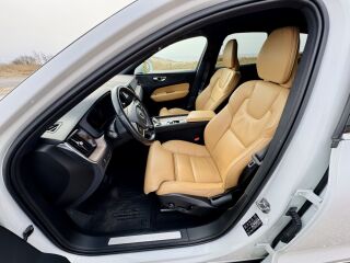 Volvo XC60 Inscription 2.0 B5 KERS MHEV Kerghübriid 183kW