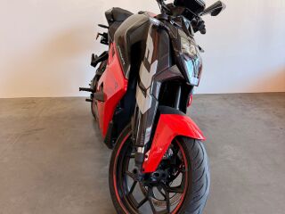 Ultraviolette  F77 Superstreet 30кВ