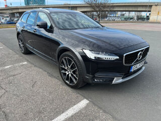 Volvo V90 Cross Country 2.0 173kW
