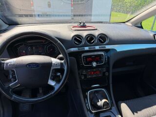 Ford S-MAX Titanium 2.2 147kW