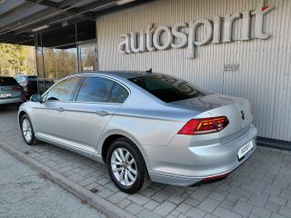 Volkswagen Passat Business 1.5 TSI 110kW