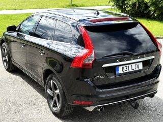 Volvo XC60 R-DESIGN FFD 140kW