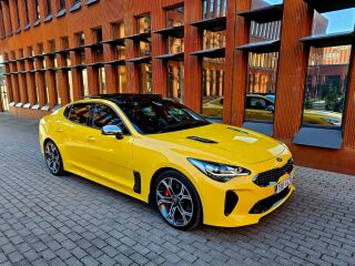 Kia Stinger Sunset Yellow Limited Edition 3.3 V6 BiTurbo 272кВ