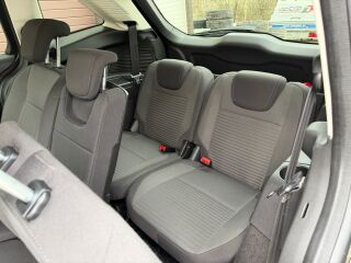 Ford Grand C-Max Titanium 1.5 88kW