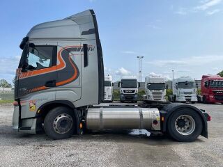 Iveco S-Way 460 LNG ADR