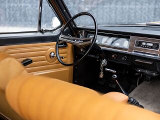 GAZ 24 2.4