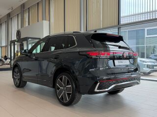 Volkswagen Tiguan R-Line 2.0 TDI 110кВ
