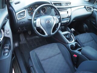 Nissan Qashqai Tekna EU5 1.5 dCi Pure Drive 81kW