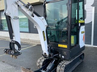 Bobcat E17