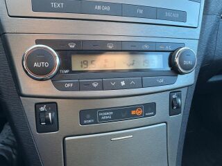 Toyota Avensis Linea Sol Style 2.0 112kW