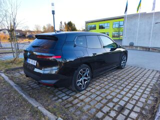 BMW iX xDrive 40 240kW