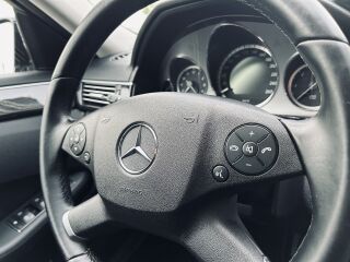 Mercedes-Benz E 220 AVANTGARDE 2.1 BlueEfficiency 100kW